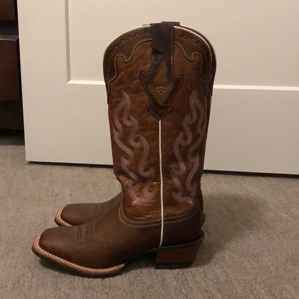 Aritat Boots
